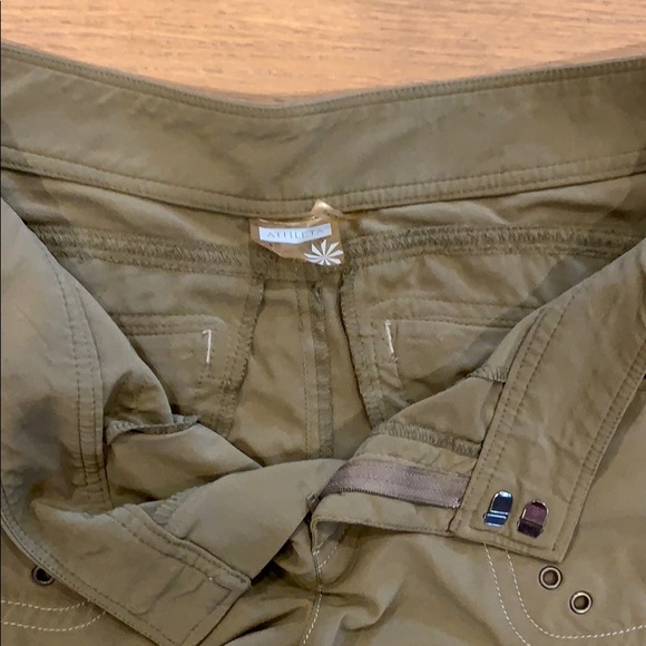 Athleta hiking short - Picture 2 of 4